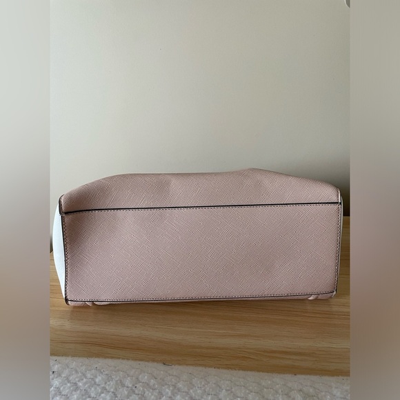 Aldo blush Pink and White large tote gold bar at top. NWOT never used - Picture 4 of 8